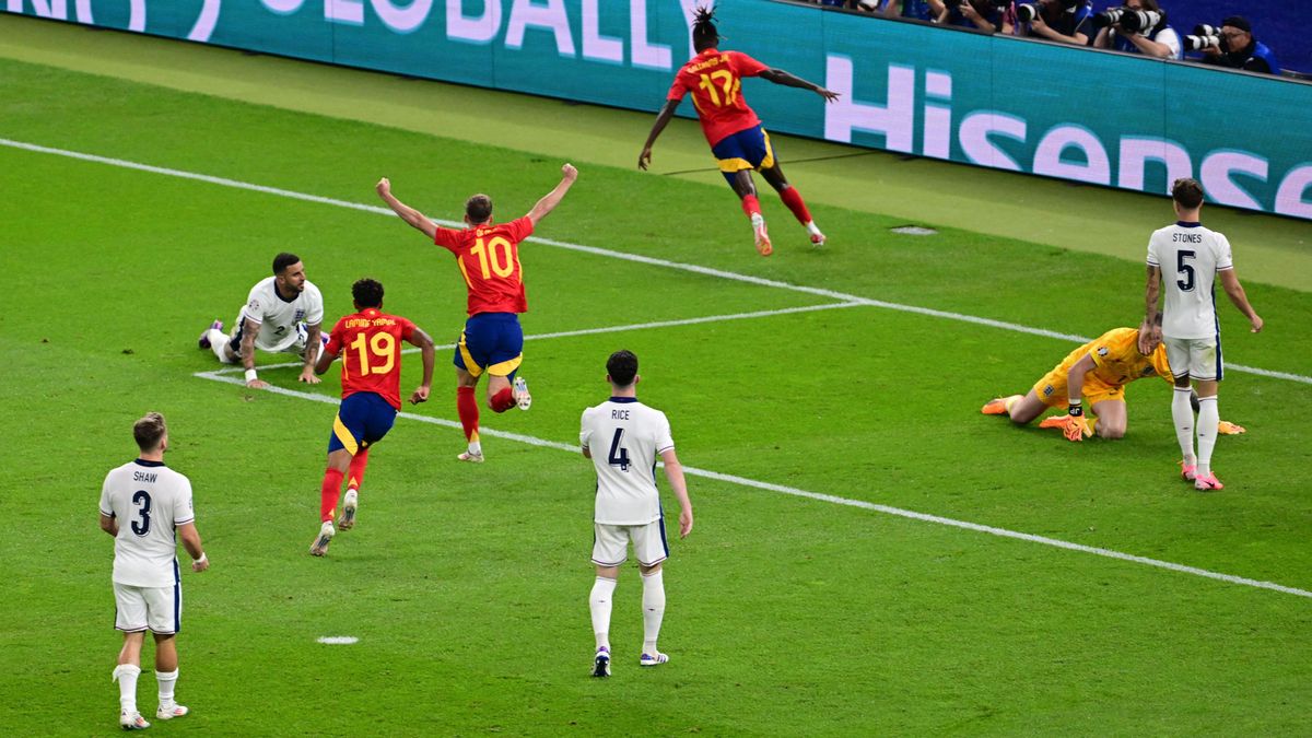 España gana la cuarta Eurocopa de su historia tras vencer 2-1 a Inglaterra