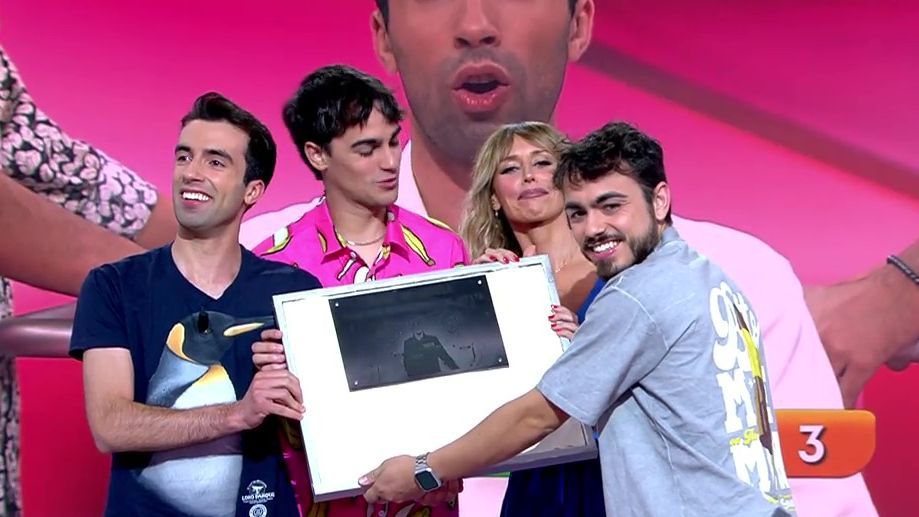 Los mozos de Arousa y Emma