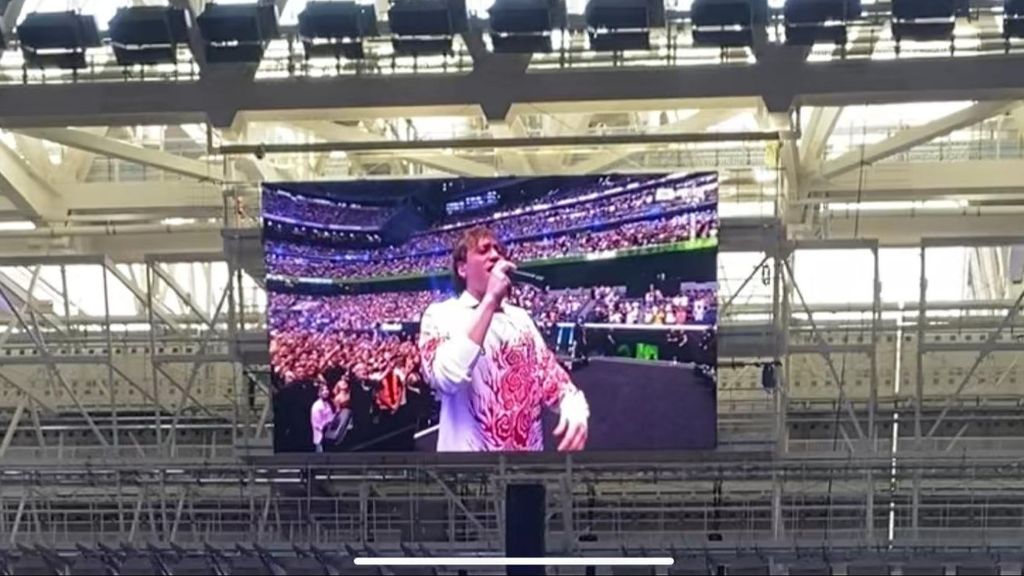 Paulo Londra, en el Estadio Santiago Bernabéu