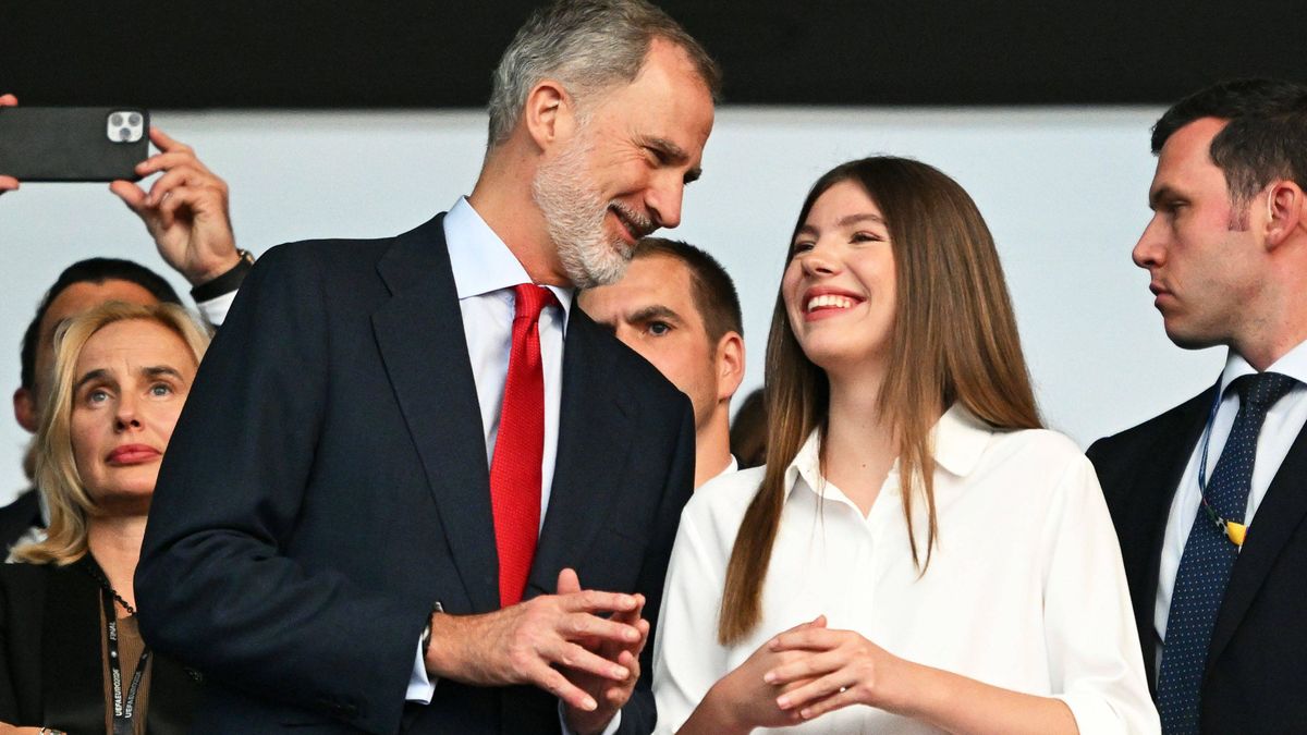 El rey Felipe y la infanta Sofía, en el palco