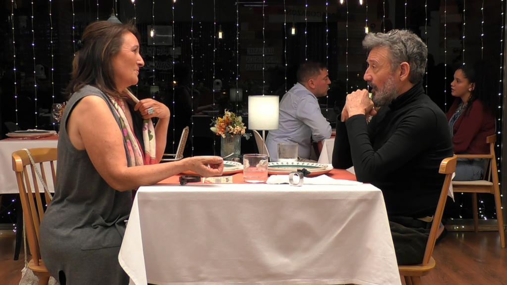 Los prejuicios de Sara con un un soltero durante la cena en 'First dates'