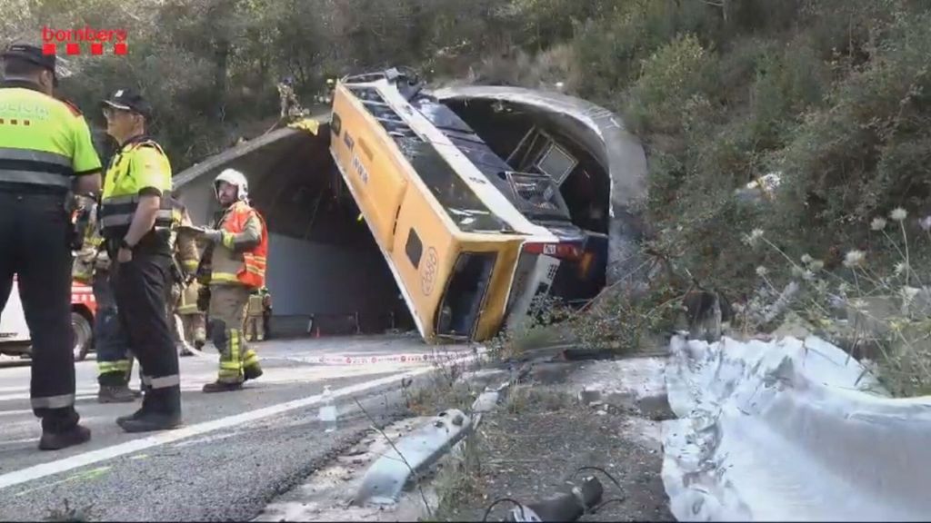 Autobús accidentado en Pineda