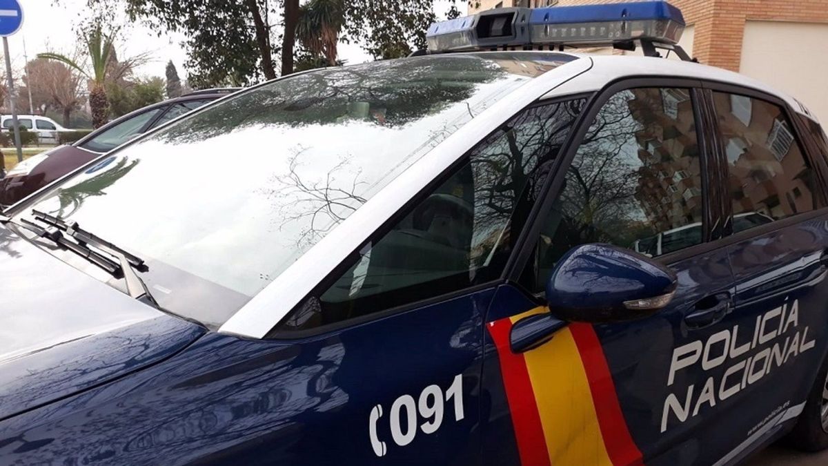 Coche de Policía Nacional