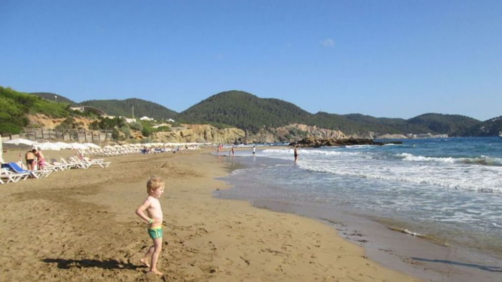 Foto Archivo playa  de Es Figueral, en el municipio ibicenco de Santa Eulària