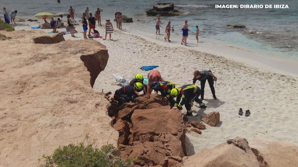 El padre de la bebé muerta en una playa de Formentera se levantó para ponerle el chupete