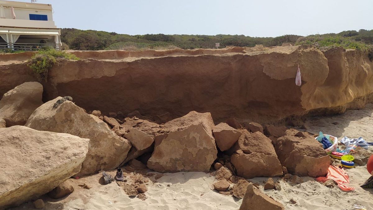 Tragedia en Formentera: ya había habido derrumbes en la misma cornisa en la que murió el bebé