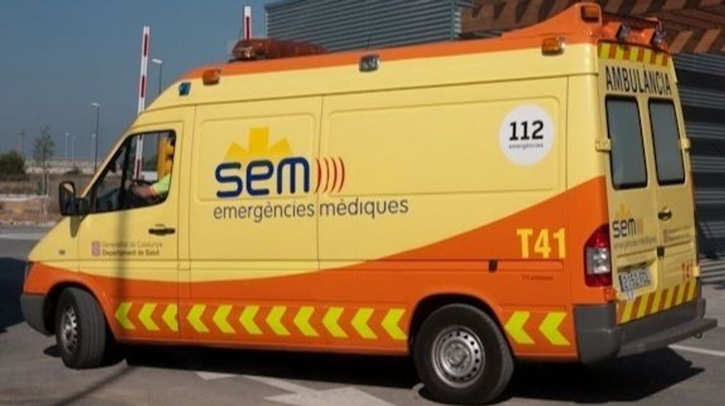 Una ambulància del Sistema d'Emergències Mèdiques