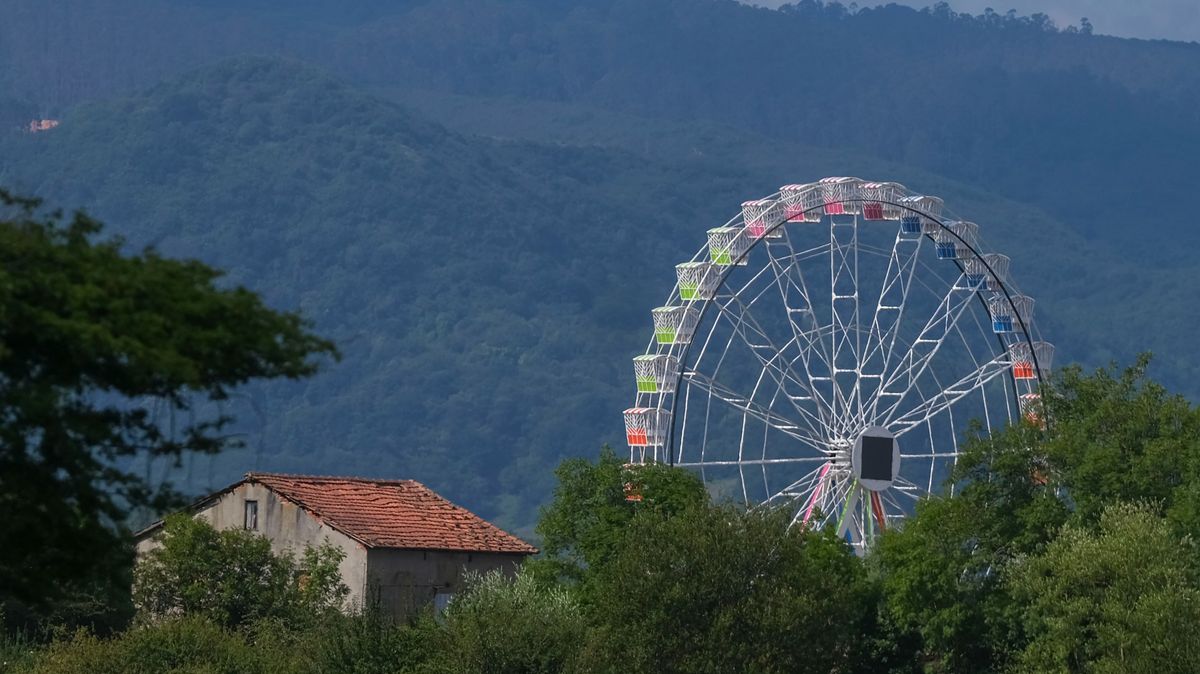 Un joven muere tras ser golpeado en la cabeza con la noria instalada en el festival musical Boombastic