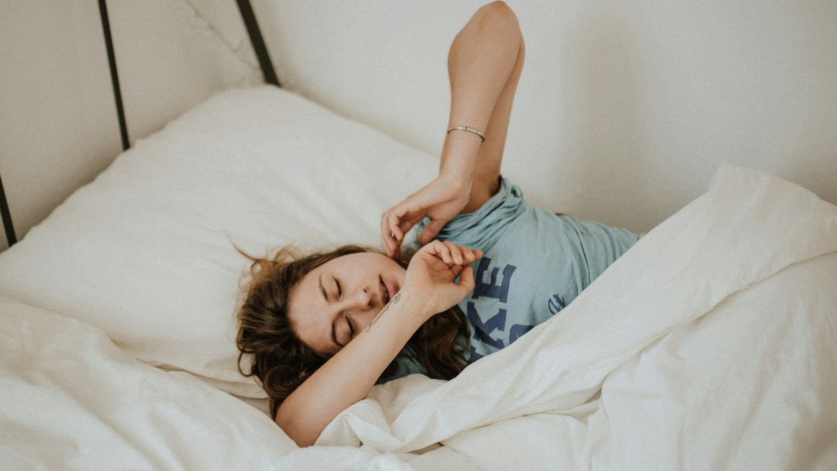 Dormir bien no solo es clave para reponer fuerzas: también nos ayuda a controlar el peso.