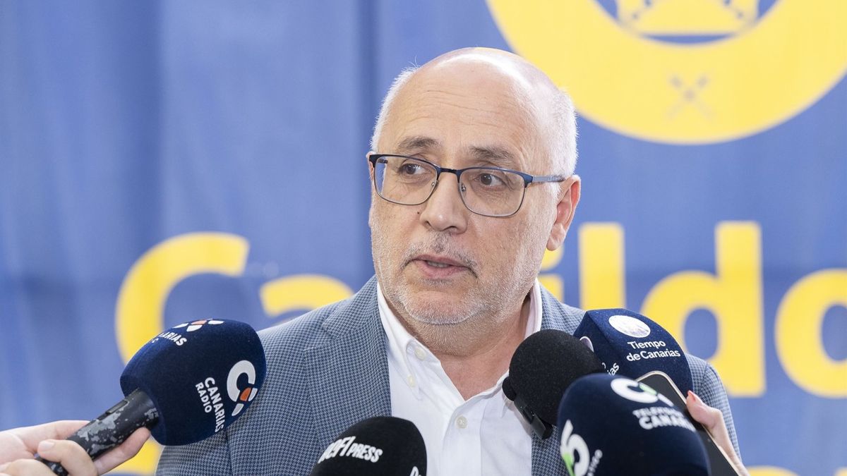 El presidente del Cabildo de Gran Canaria, Antonio Morales, llama a sacar el decreto ley que permita a otras CCAA acoger menores inmigrantes