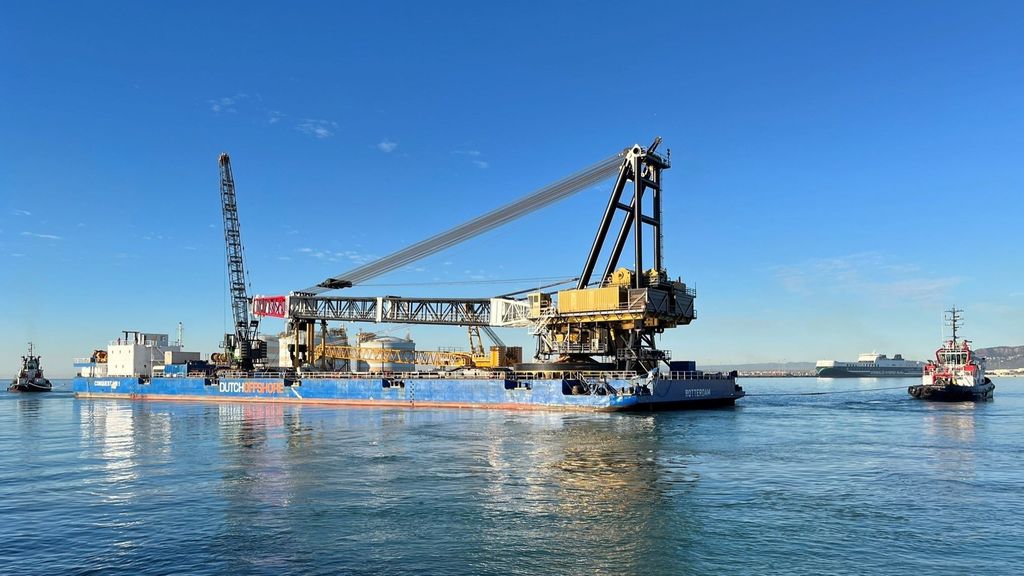 Obras en el pantalán del puerto de Sagunto, donde fue encontrado el fémur