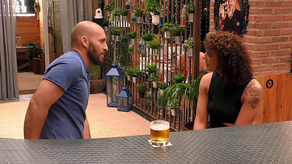 Un soltero “más de campo que una piedra” busca el amor en ‘First Dates’