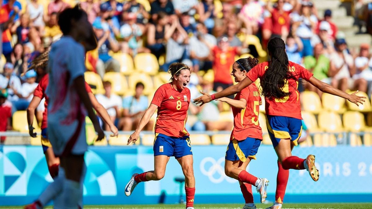 España vence a Japón en su histórico debut olímpico en París