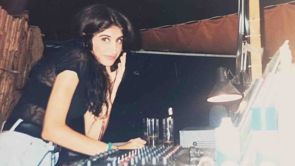 Lady Packa, la primera deejay andaluza, cumple 35 años tras los platos