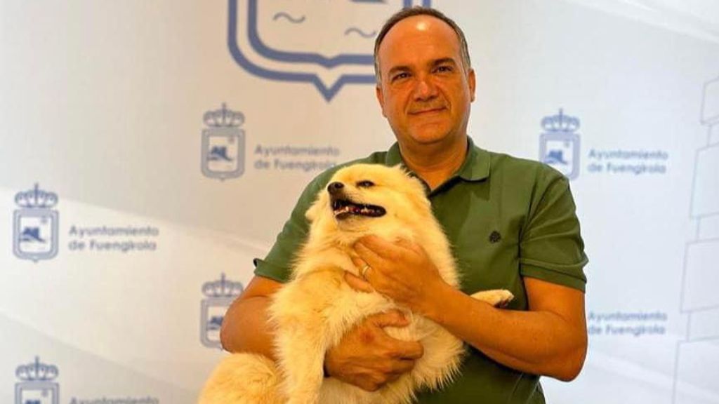 Fuengirola financia los gastos de adoptar una mascota, para combatir el abandono animal