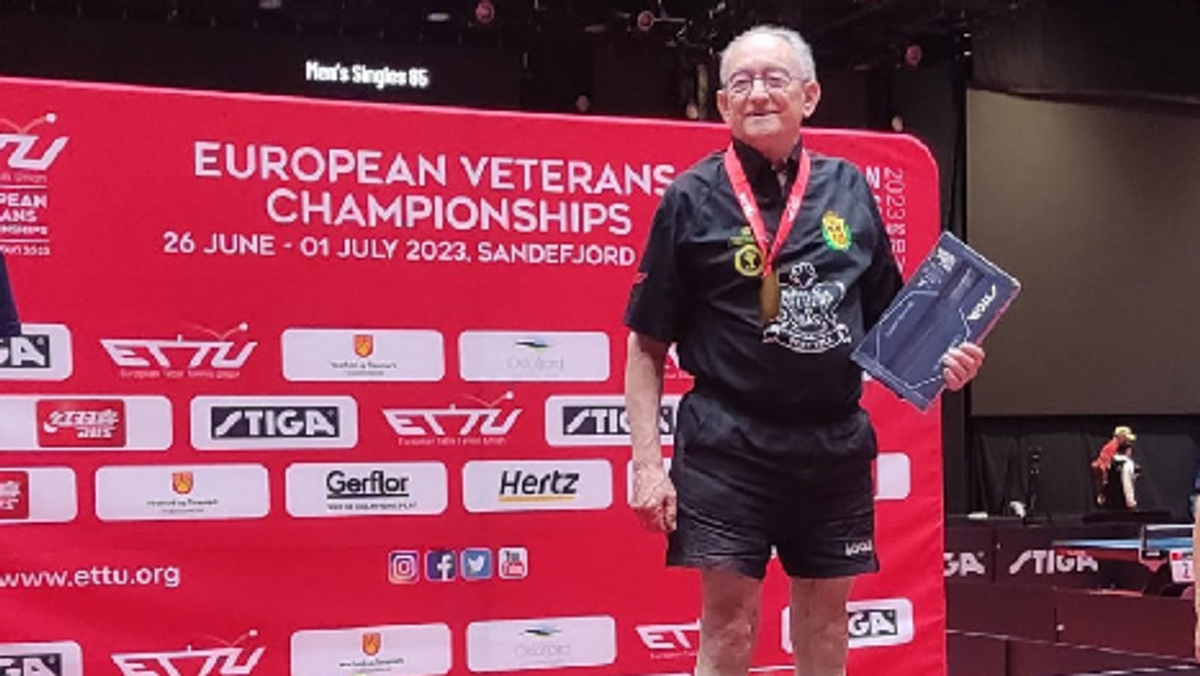 Josep Madurell, campeón del mundo de tenis de mesa a sus 86 años