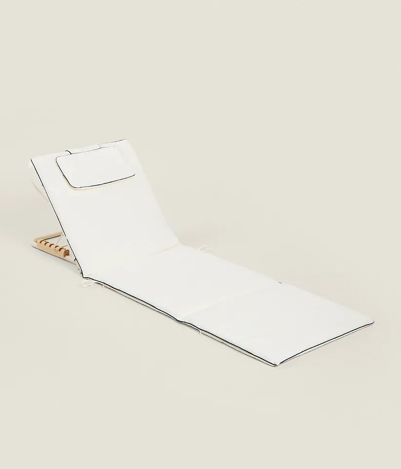Silla de suelo de Zara Home
