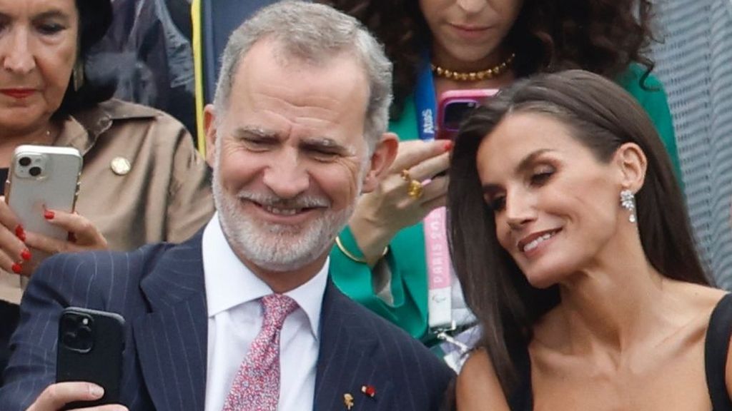 Felipe Vi y Letizia en la inauguración de los JJOO de París 2024.