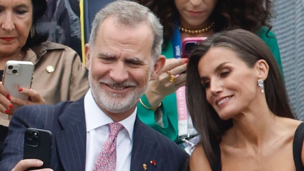 Felipe Vi y Letizia en la inauguración de los JJOO de París 2024.