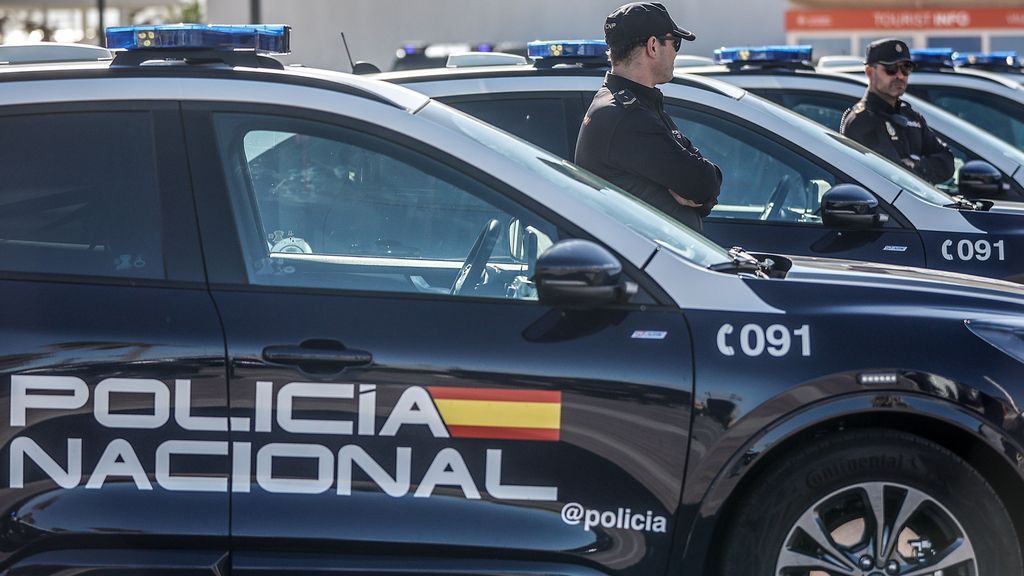 El hombre ha sido detendio por hacerse pasar por agente de policía