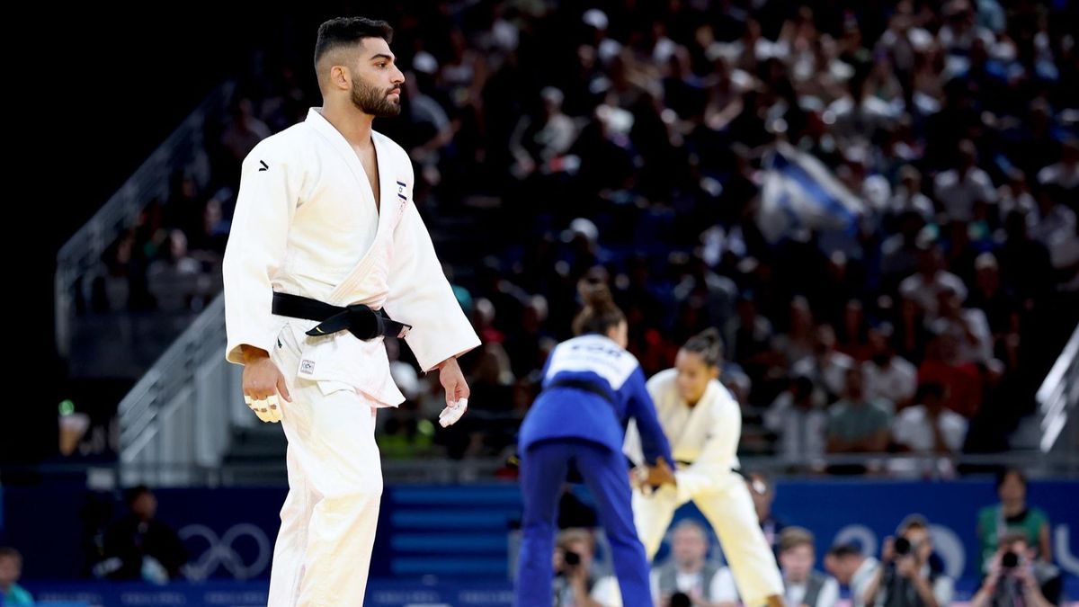 Tohar Butbul, judoca israelí tras vencer al argelino Messaoud Redouane Dris tras no presentarse