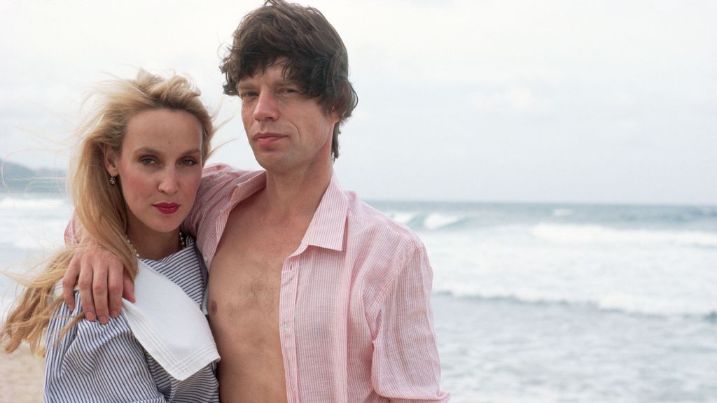 El posado del verano de 1983: Jerry Hall y Mick Jagger, en Barbados.