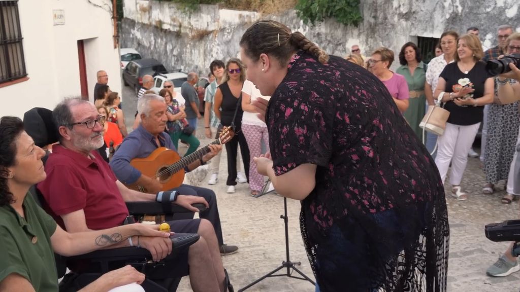 El emotivo homenaje de un pueblo de Huelva a su vecino Mariano, enfermo de ELA