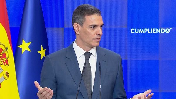 Pedro Sánchez defiende por primera vez su querella contra el juez Peinado