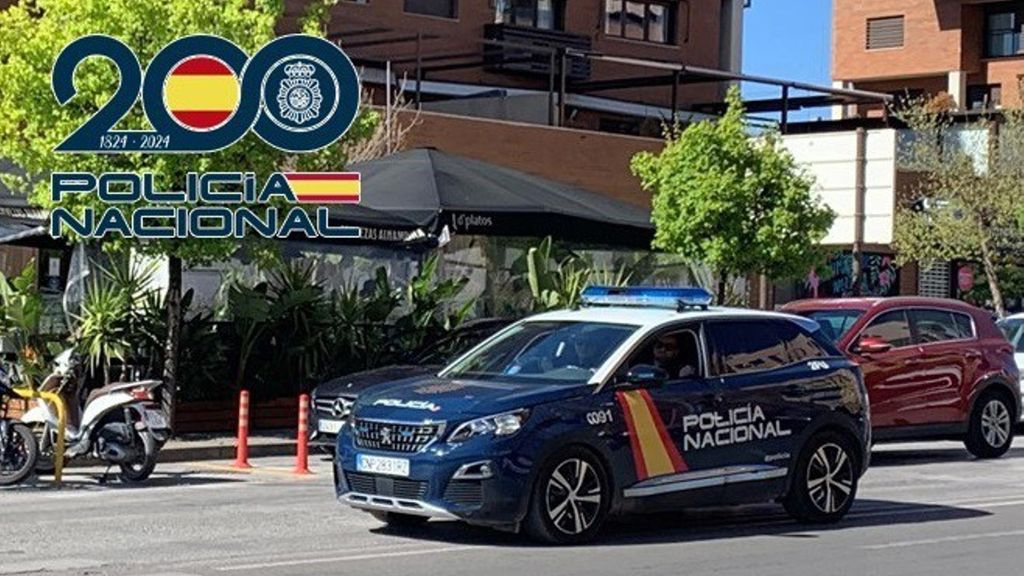 Vehículo de la Policía Nacional.