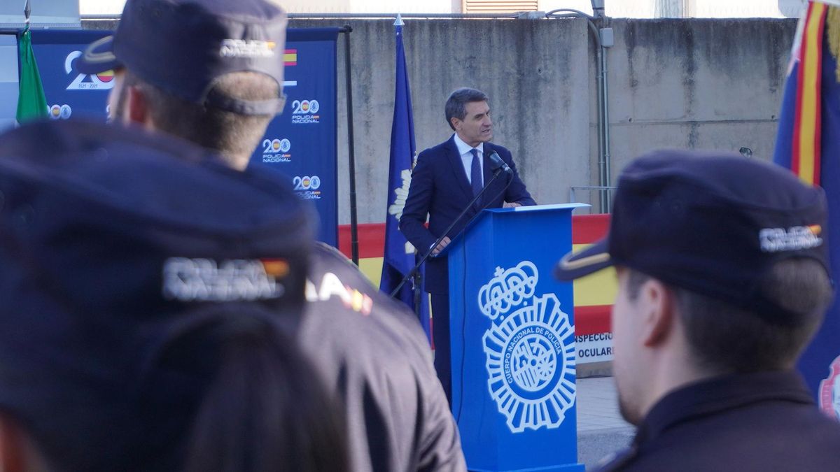 El delegado del Gobierno en Andalucía, Pedro Fernández, en un acto en Granada.