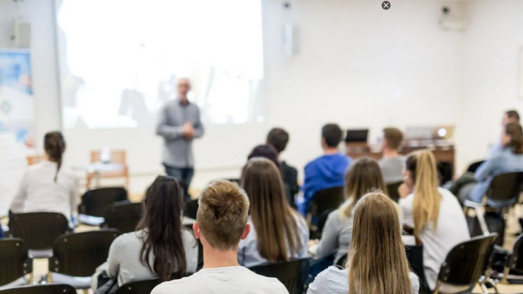 Más de 12.000 plazas vacantes para Formación Profesional siguen disponibles en Madrid