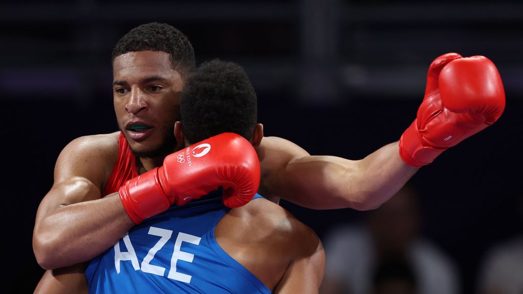 Enmanuel Reyes Plá, medalla de bronce en boxeo tras perder ante el azerbaiyano Loren Alfonso