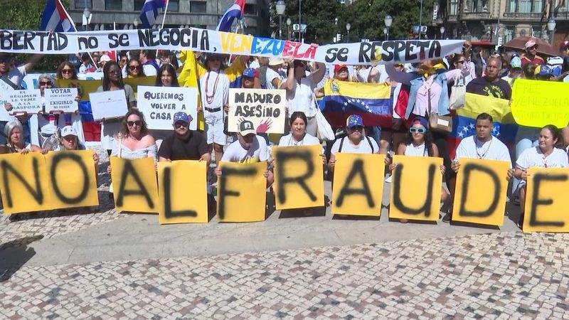 Manifestación en Bilbao contra el "fraude electoral" de Maduro en Venezuela