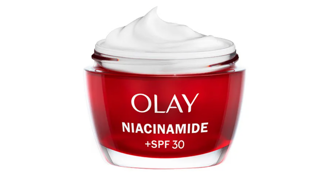 Olay, con niacinamida.