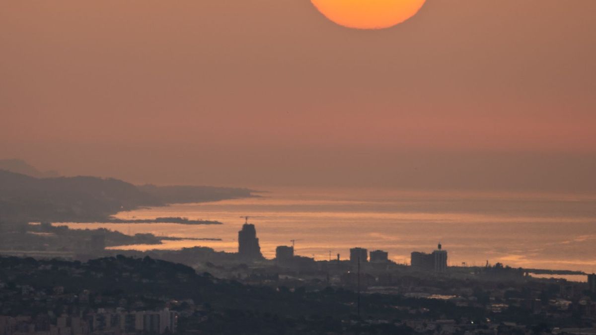 Sin aire acondicionado en verano: el 30% de la población vulnerable de Barcelona no puede permitírselo