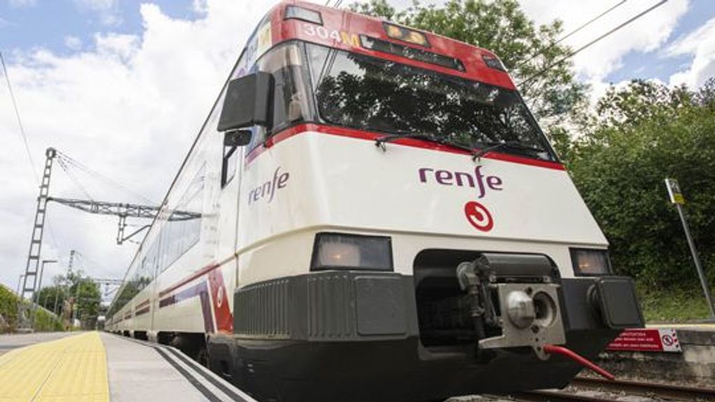 Un tren de Cercanías arrolla a un hombre en la estación de Azuqueca de Henares