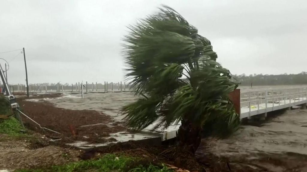 El huracán Debby azota Florida y deja ya seis muertos: 200.000 hogares se han quedado sin electricidad