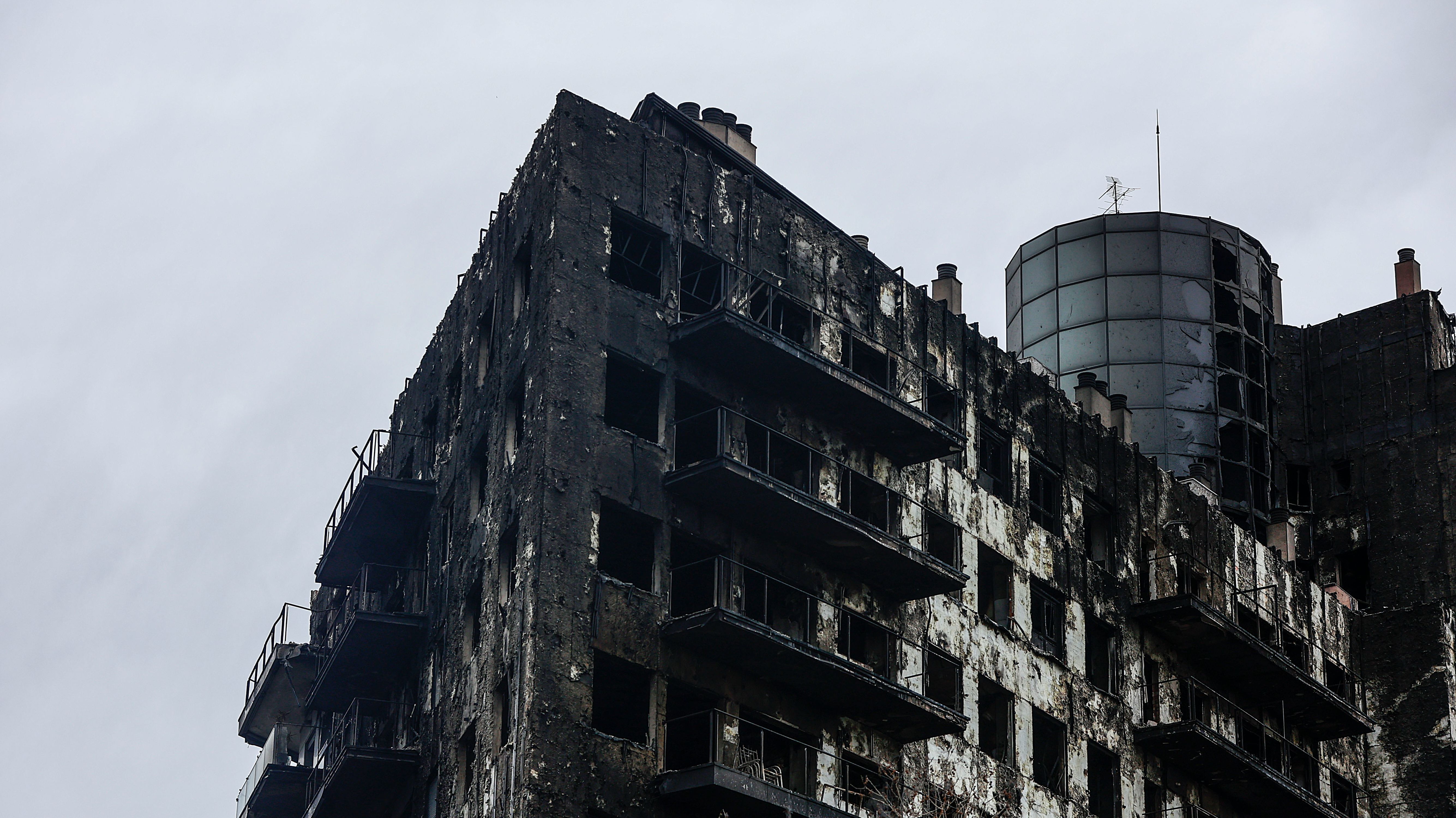 La reconstrucción del edificio de Campanar incluirá estrictos controles de calidad y seguridad, supervisados por la empresa SGS