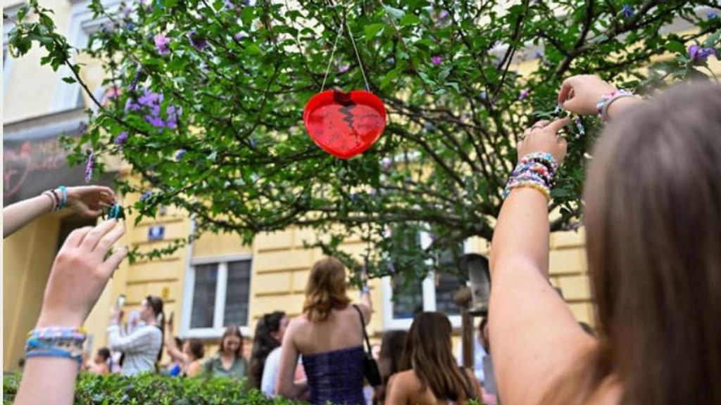 El principal sospechoso de 19 años pensaba lanzar su coche contra los swifties, congregados a las puertas del concierto en Viena.