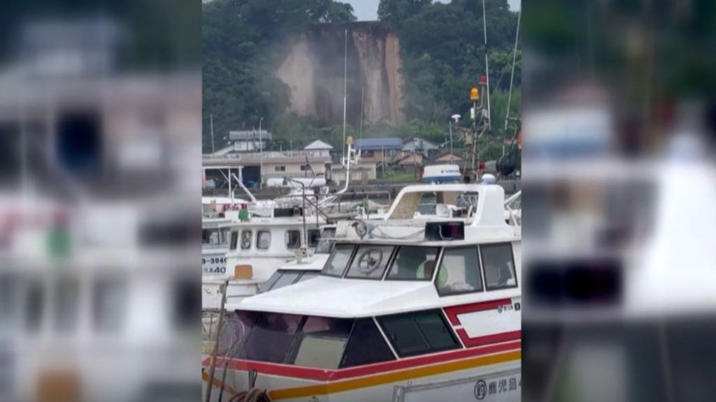 Japón emite una alerta por un “posible megaterremoto” tras registrarse un devastador sismo de magnitud 7.1