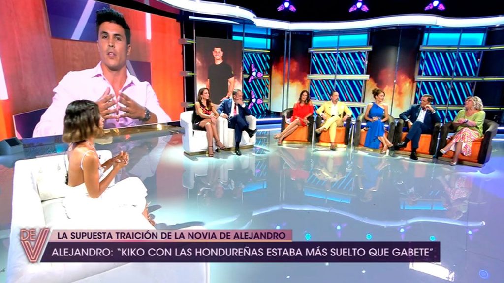 Kiko Jiménez desvela lo que pasó entre Tania y él cuando se reunieron los familiares en Honduras: "Dijo que ella también sabía usar los pies" ¡De viernes! Top Vídeos 161