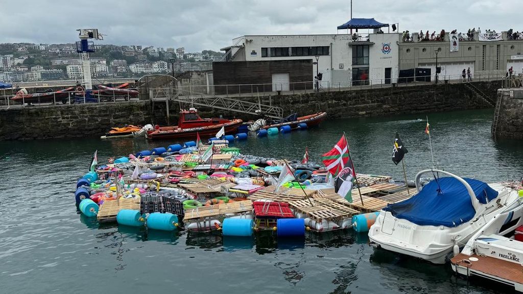 Las balsas partirán del puerto con destinola bahía de La Concha