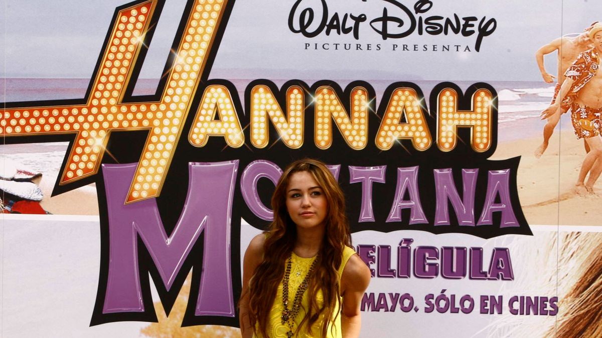 Miley Cyrus en la premiere de la película de Hannah Montana en 2009