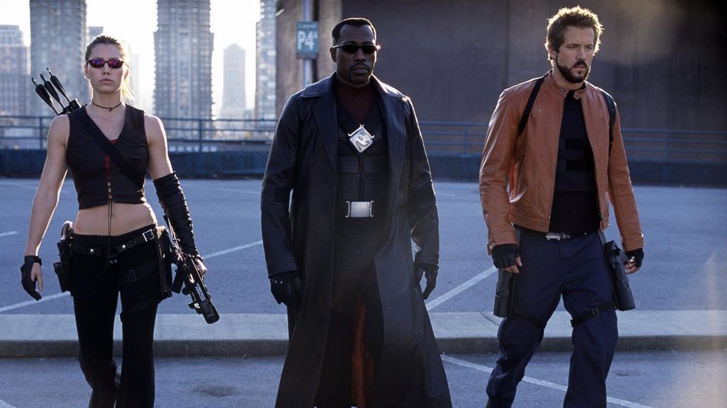 Wesley Snipes con Ryan Reynolds y Jessica Biel en 'Blade: Trinity'