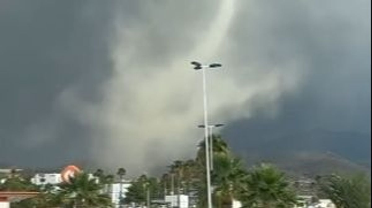 Imagen de un tornado en Mazarrón, Murcia