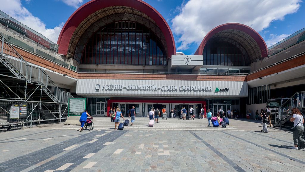 Un tren Madrid-Sevilla, tres horas varado por una avería y con los pasajeros sin aire