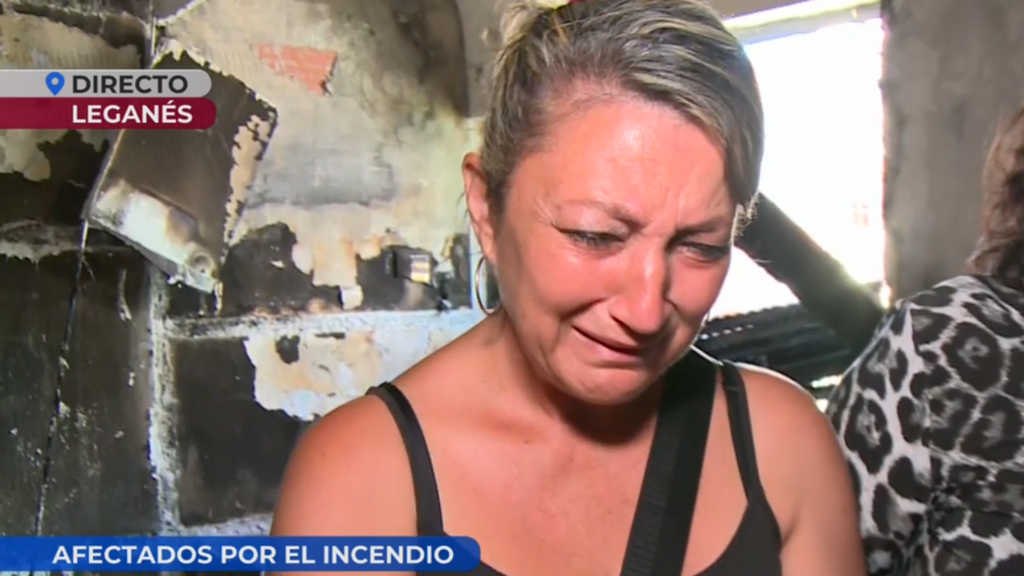 Las lágrimas de una familia tras perder su casa por un incendio