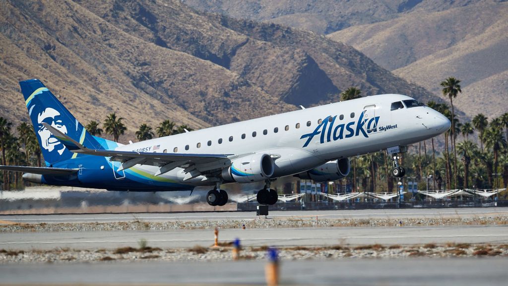 Pasajeros en shock en pleno vuelo en EEUU al escuchar a su piloto: “Lo siento, no estoy cualificado para aterrizar”