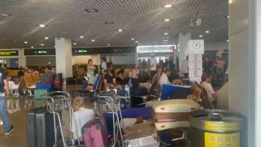 Atrapados en Madeira: Iberia deja a unas 300 personas sin poder salir de la isla