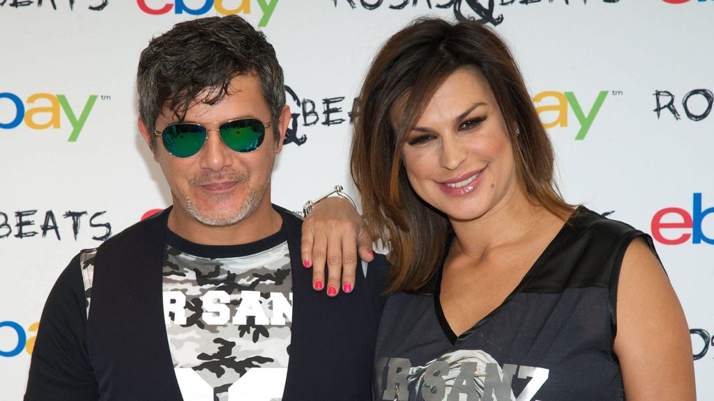 Alejandro Sanz y Raquel Perera.